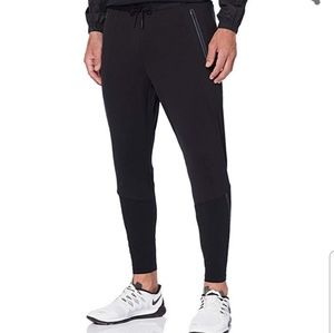 Mens Nike Therma Sphere tech Pant